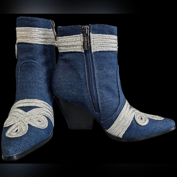 Cape Robbin Denim Ankle Boots with Silver Accents - Picture 3 of 11